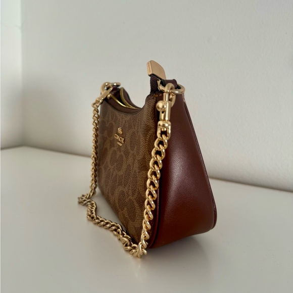 Teri small Coach purse - Picture 5 of 8